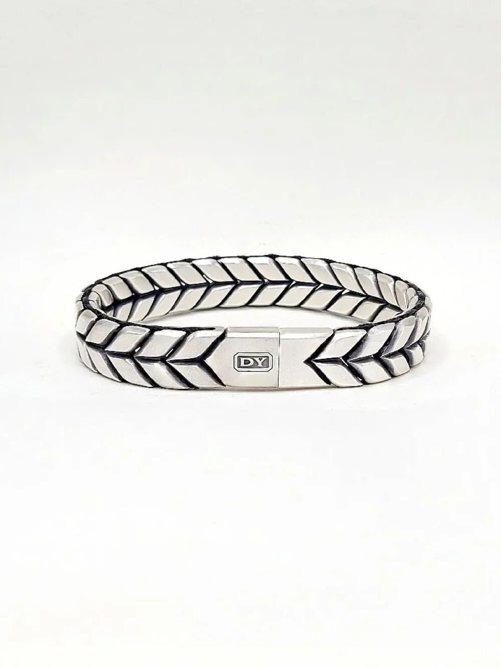 David Yurman Chevron Bracelet in Sterling Silver w/ Pavé Black Diamonds - Medium